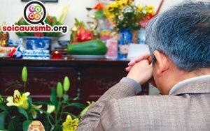 Cúng tổ tiên cầu may
